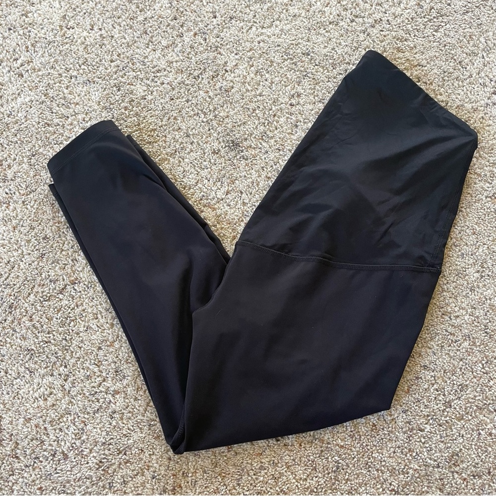 Maternity athletic leggings-capri length
